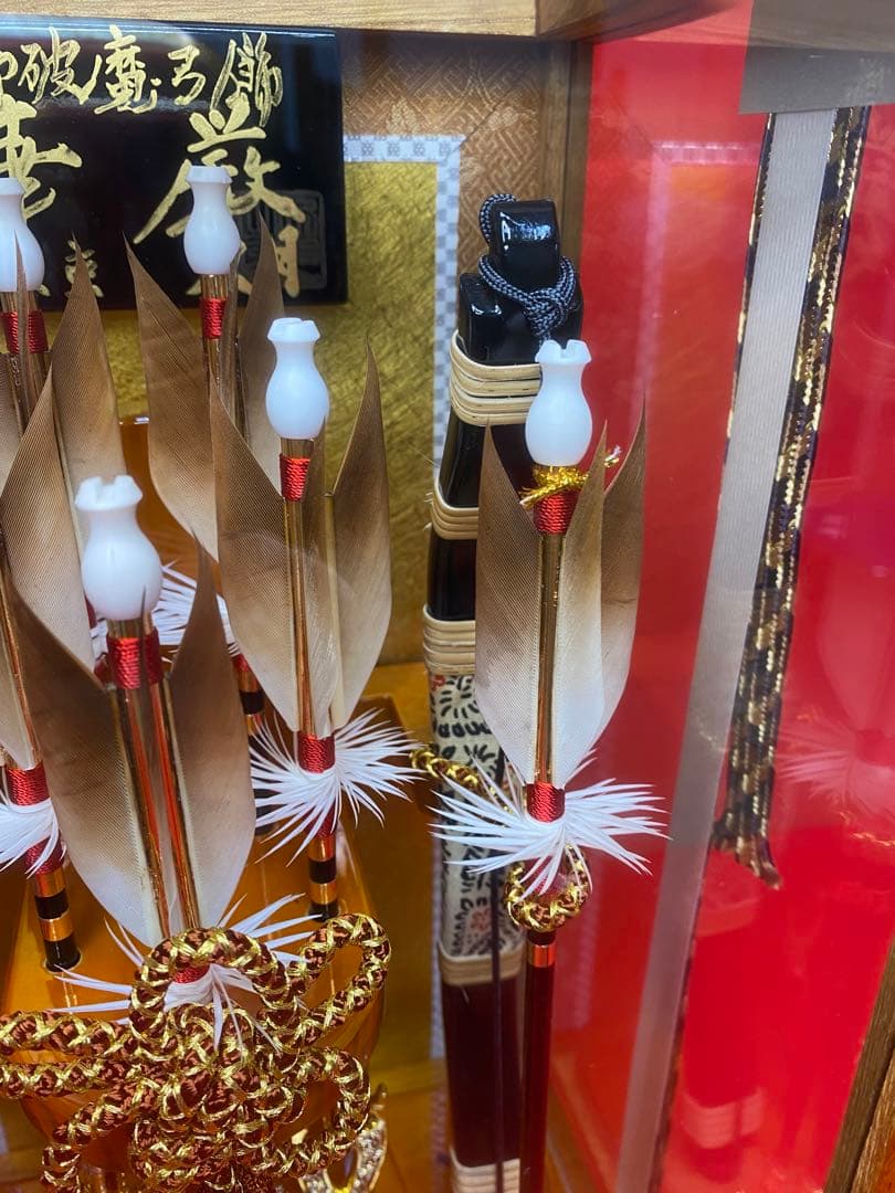 東京久月　破魔弓　コンパクトガラスケース８号・間口約２２×奥行約１８×高約３７㎝