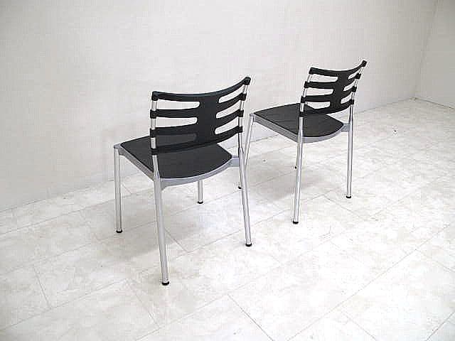 展示品　フリッツ・ハンセン「アイスチェア」スタッキングチェア2脚セット 約14万