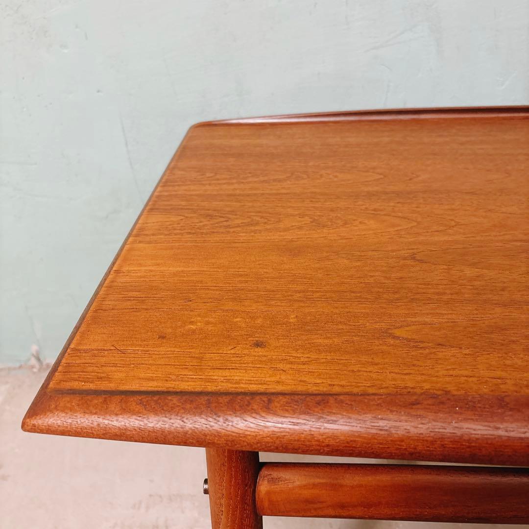 グレーテヤルク　チーク材　サイドテーブル　北欧家具　北欧ビンテージ