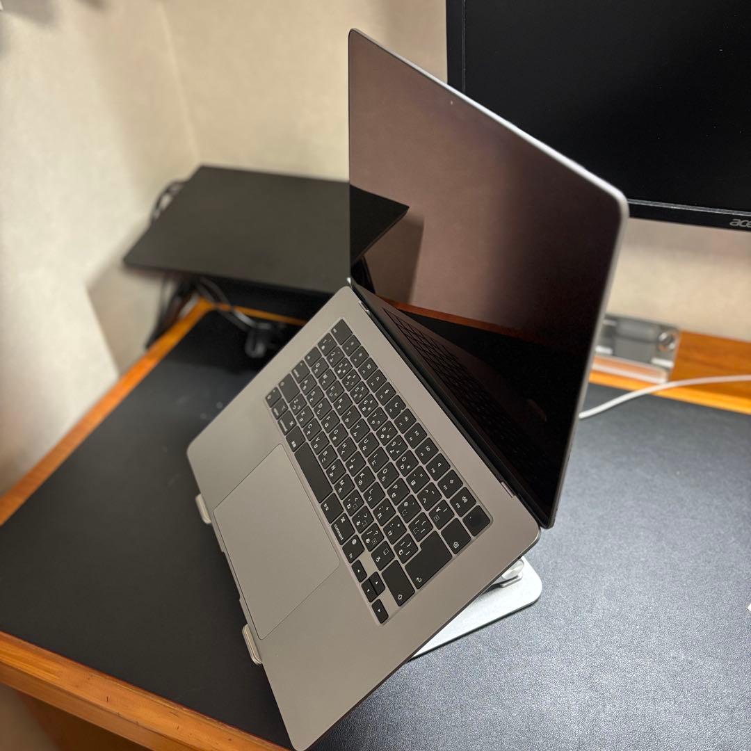 MacBookAir M2チップ 15インチ 整備済 美品