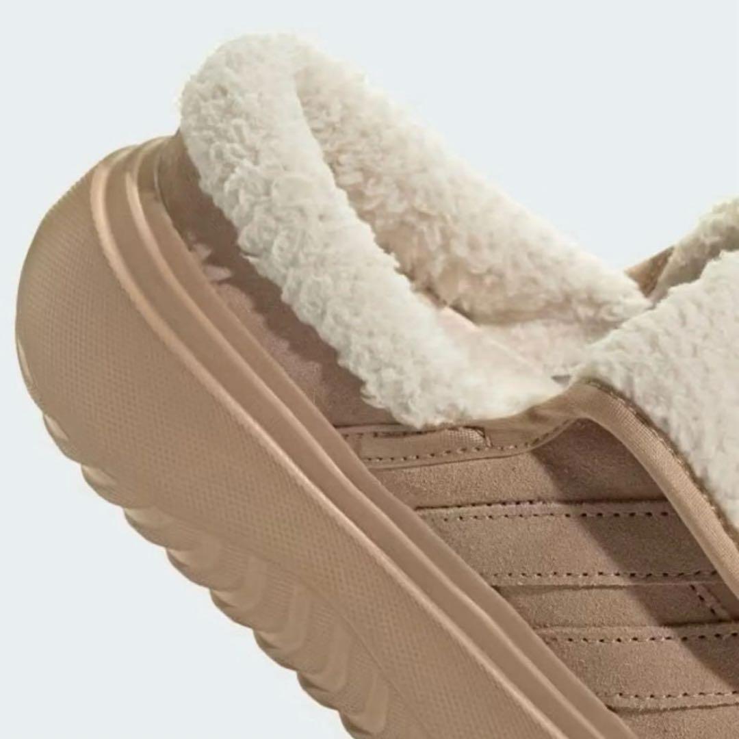 韓国限定adidas アディダス23.0㎝ グランドコートミュール　ボアサンダル