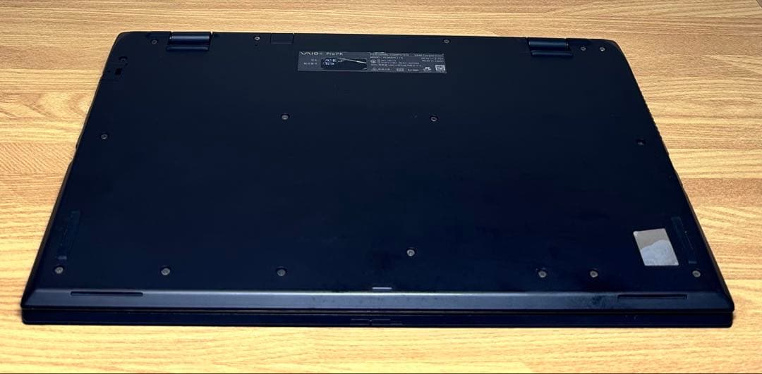 良品 VAIO Core i7gen11,画面 14inch 4K,メモ32Gb