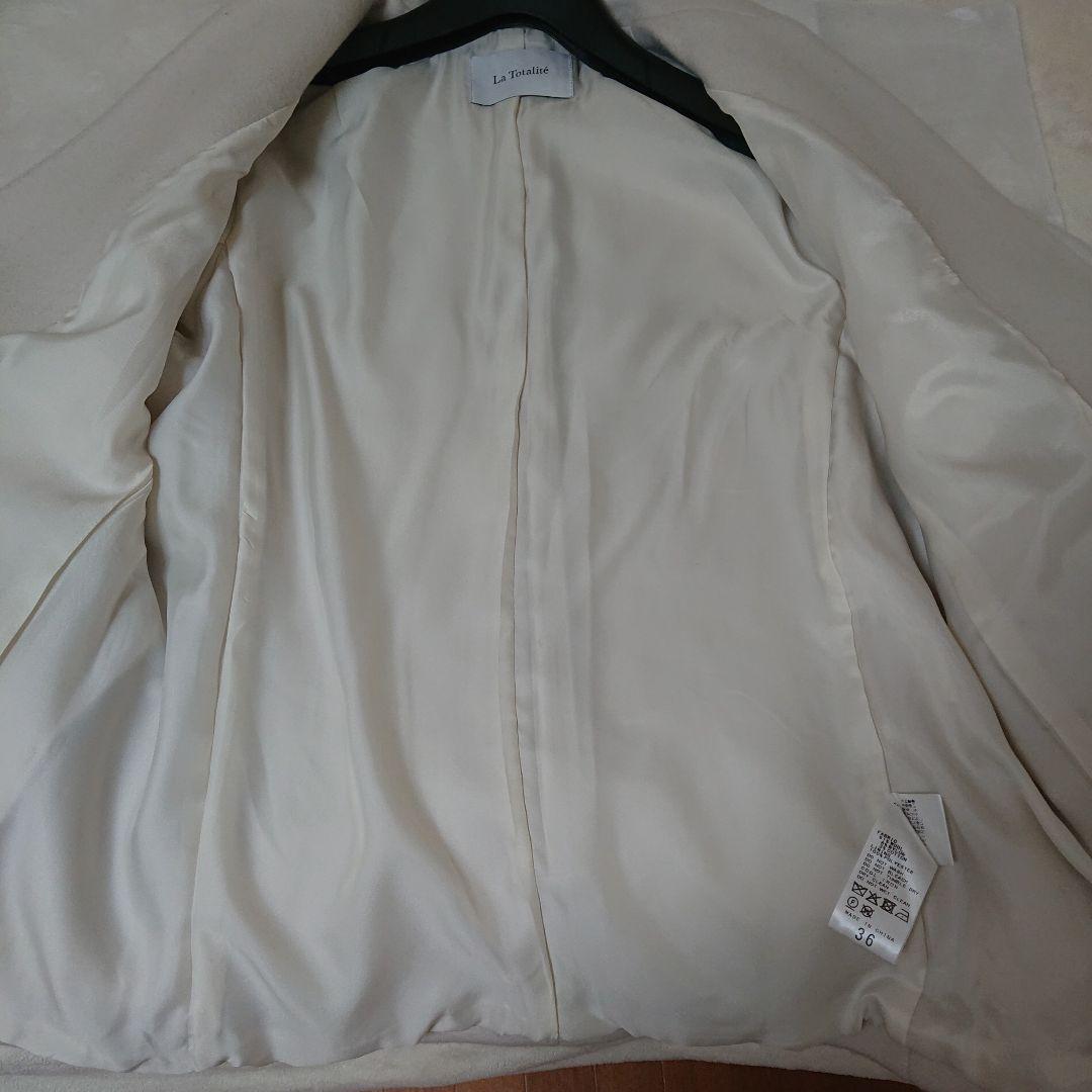 ノーカラーショートコート ホワイト サイズ36 完売 La Totalite