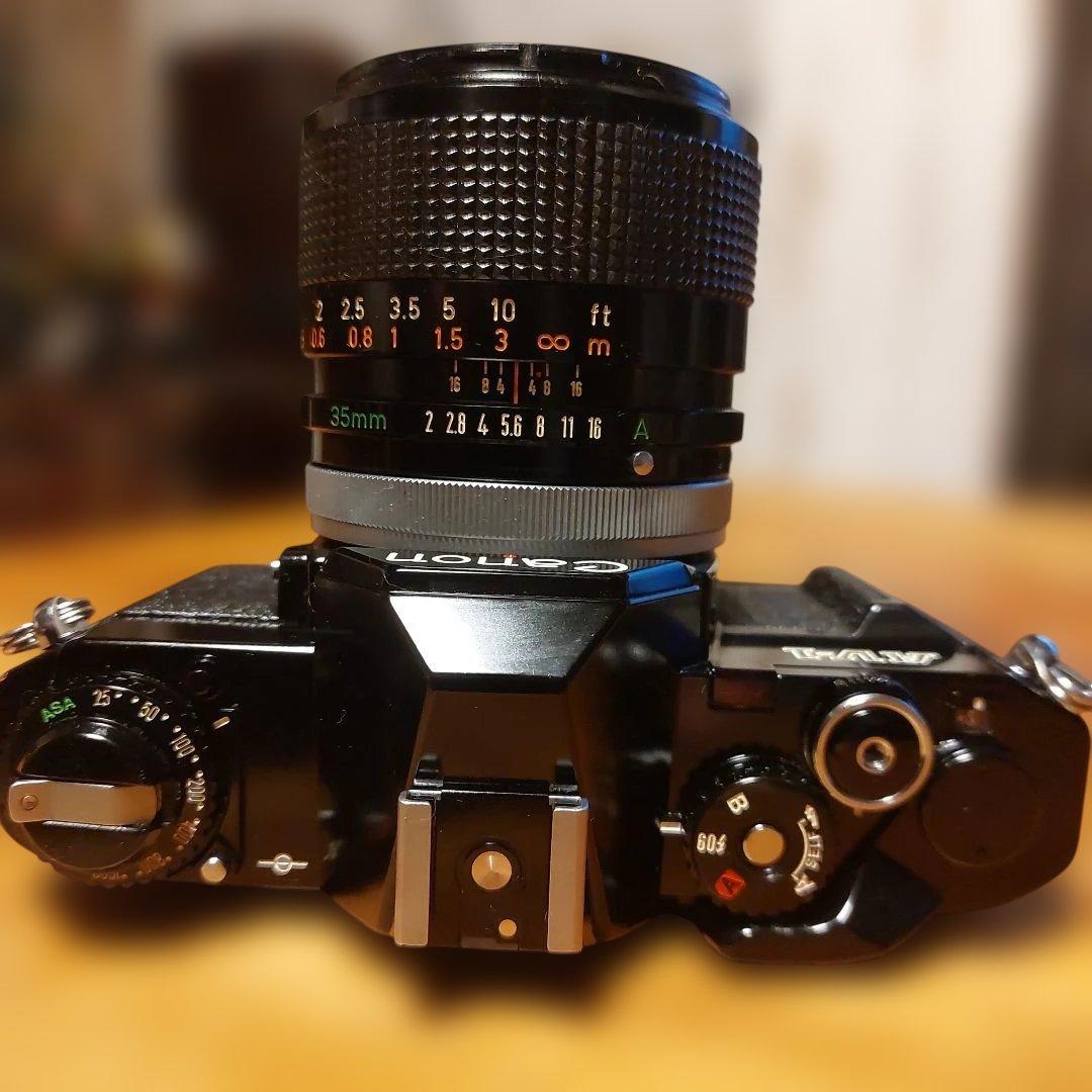 Canon AV-1 一眼レフカメラ 35mmレンズ付き