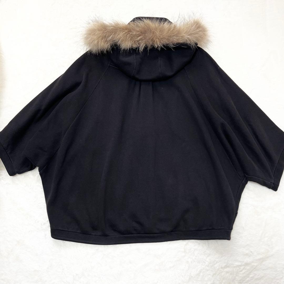 バーバリーブルーレーベル✨️ダッフル　ポンチョ　ケープコート　ラクーンファー　38