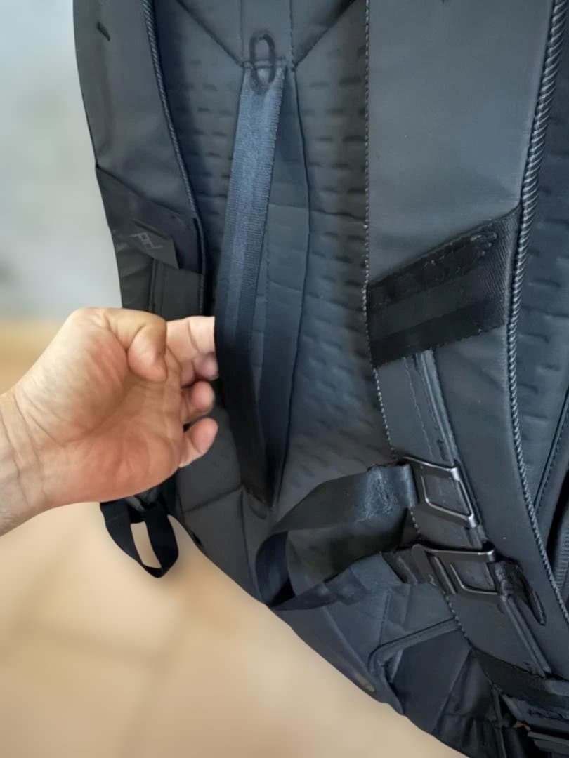 【美品】Peak Design トラベル バックパック 45L ブラック