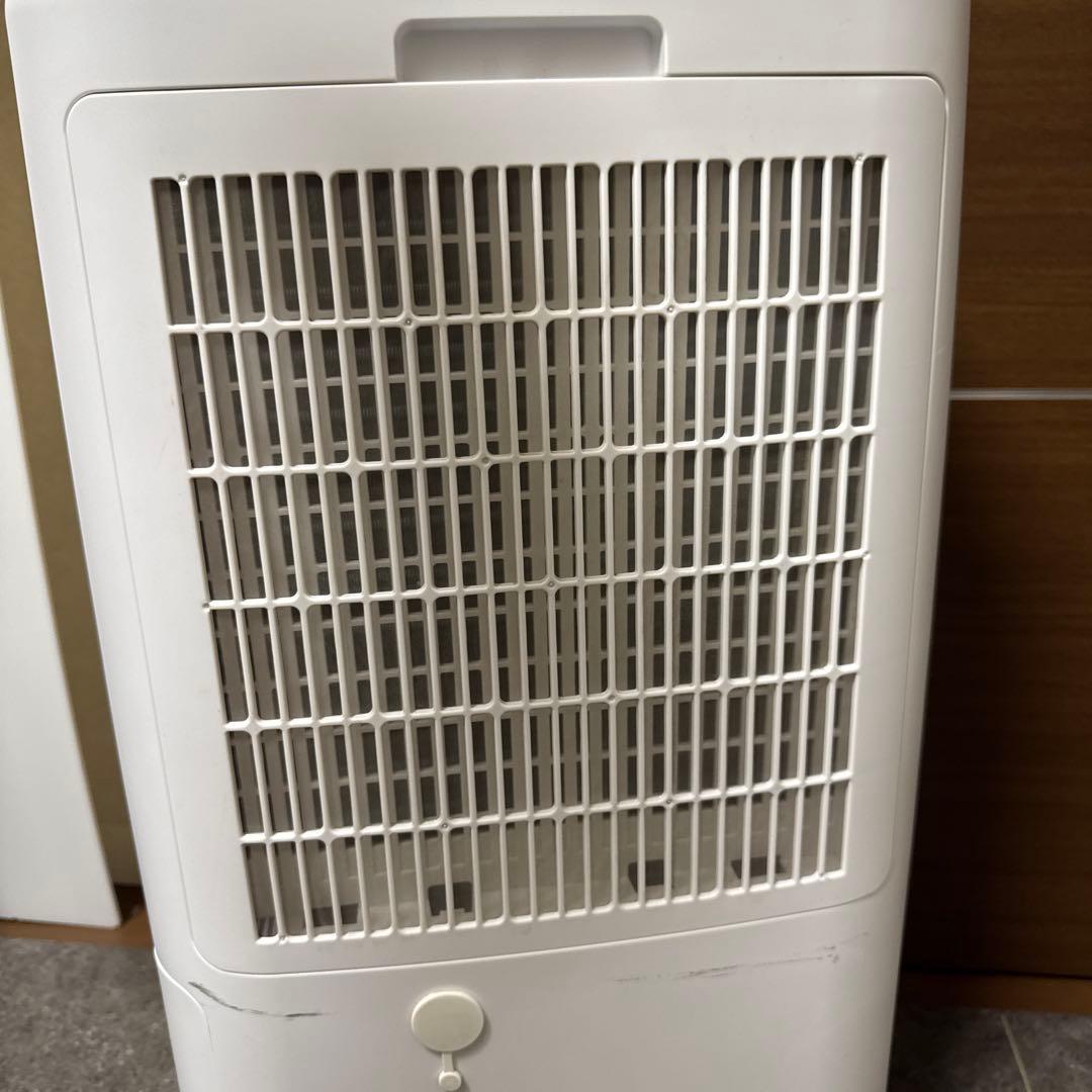 上位モデル　SHARP 除湿機 CV-P180-W