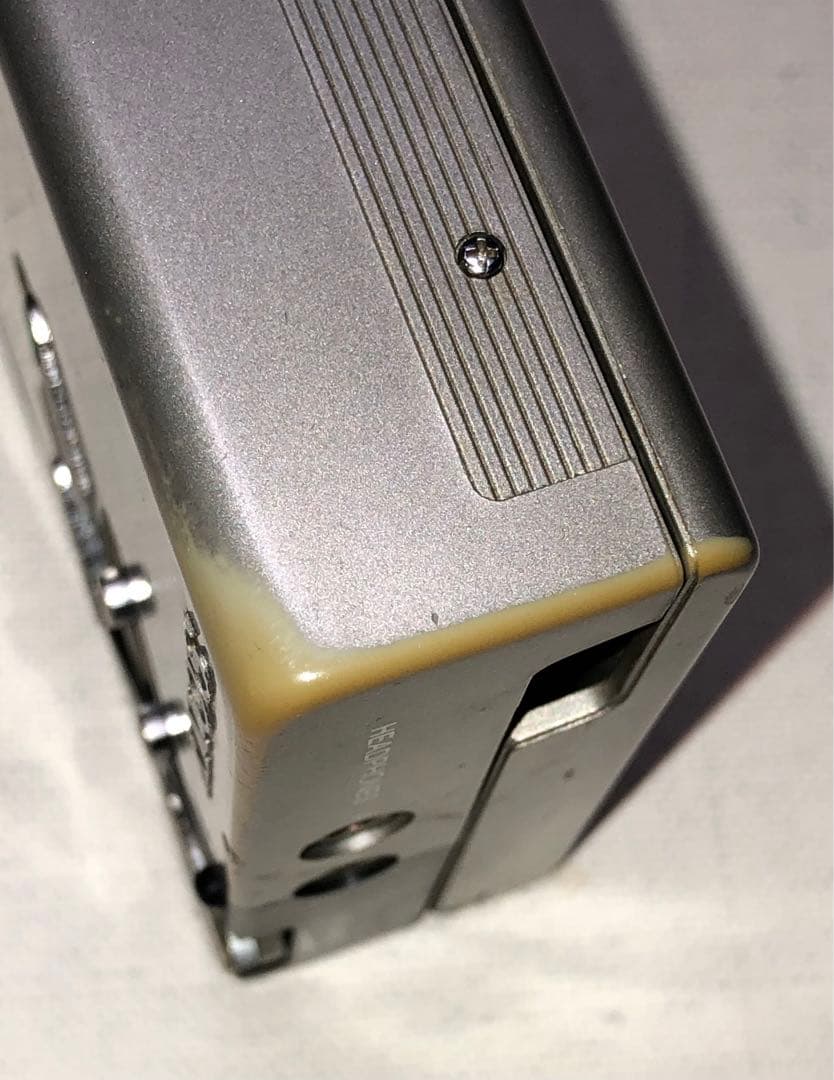 エッジ色落ちも良音、使い倒して！SONY WM-2 カセットウォークマン可動品W