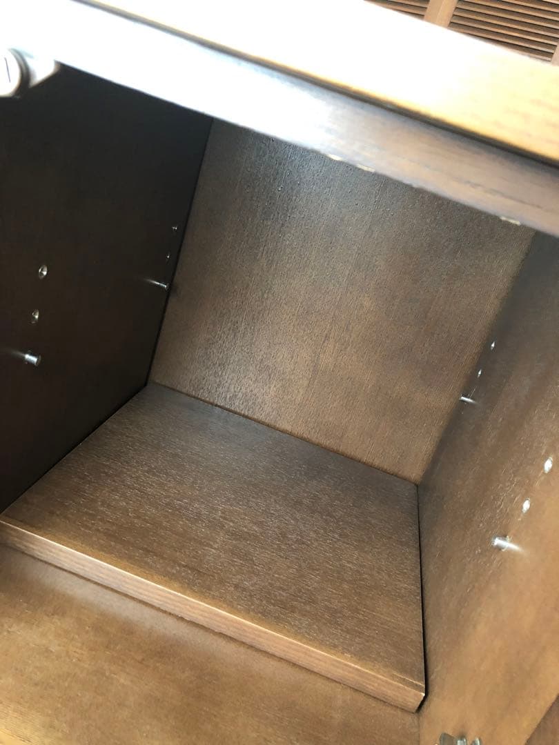 【美品・送料込み】キャビネット　サイドボード　リビングボード　木製