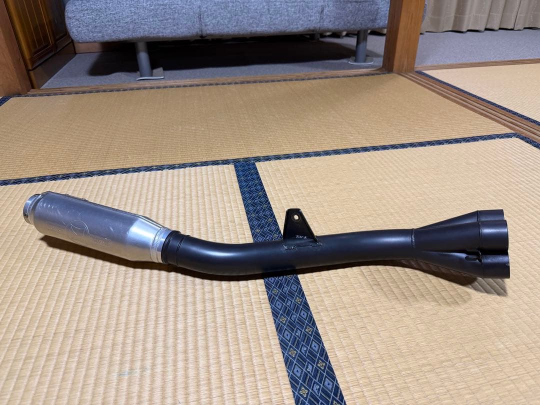 モリワキ モナカマフラー