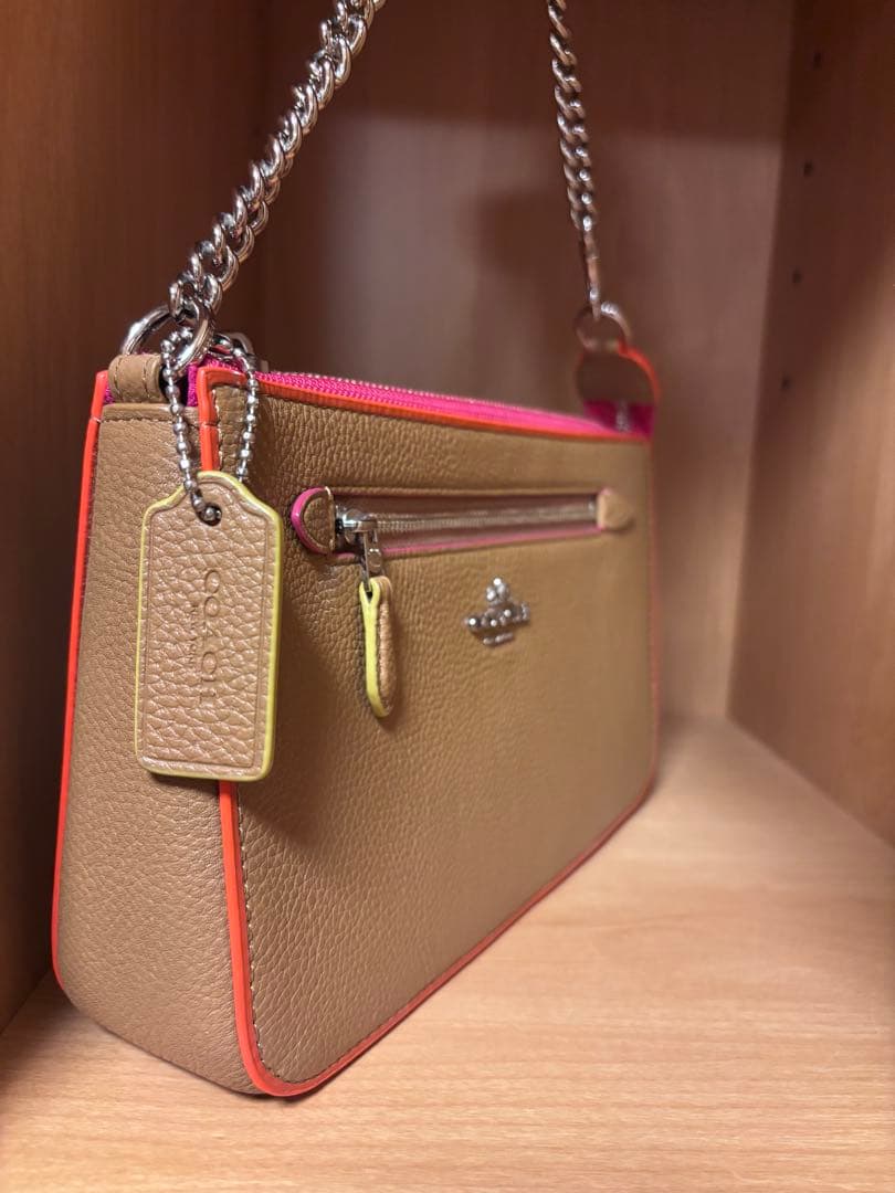 COACH ベージュ ピンク ショルダーバッグ、ハンドバッグ