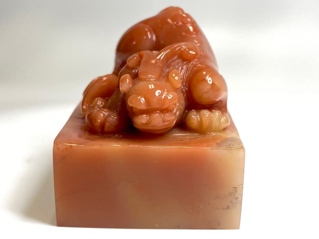 114 ラオス石　瑞獣貔貅　大印面　印材　印石　篆刻　書道　落款　雅号　箱付き