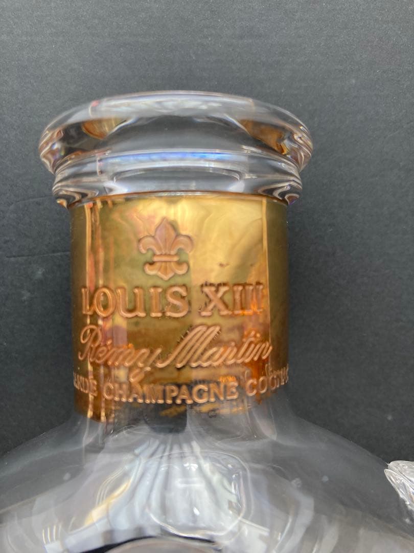 レミーマルタン ルイ13世 バカラ クリスタルの空瓶