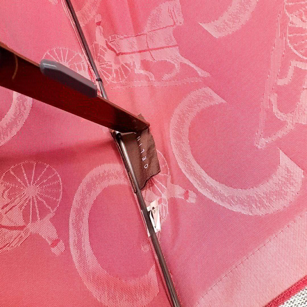 美品　CELINE セリーヌ　キャリッジ&Cロゴ　デカロゴ総柄　長傘