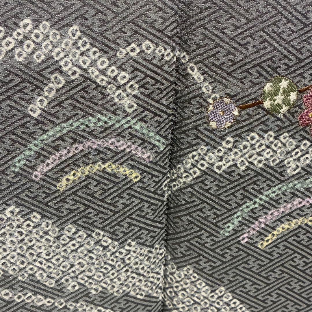 D182 訪問着　絞り　桜刺繍　流水　正絹　着物　袷　しつけ糸付き未使用極美品