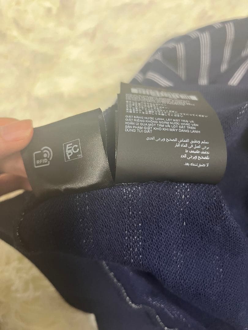 25AW Miu Miu ストライプジッパーポロシャツ