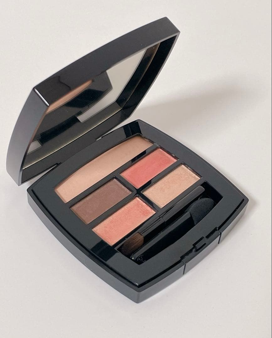 シャネル レベージュパレットルガール ウォーム