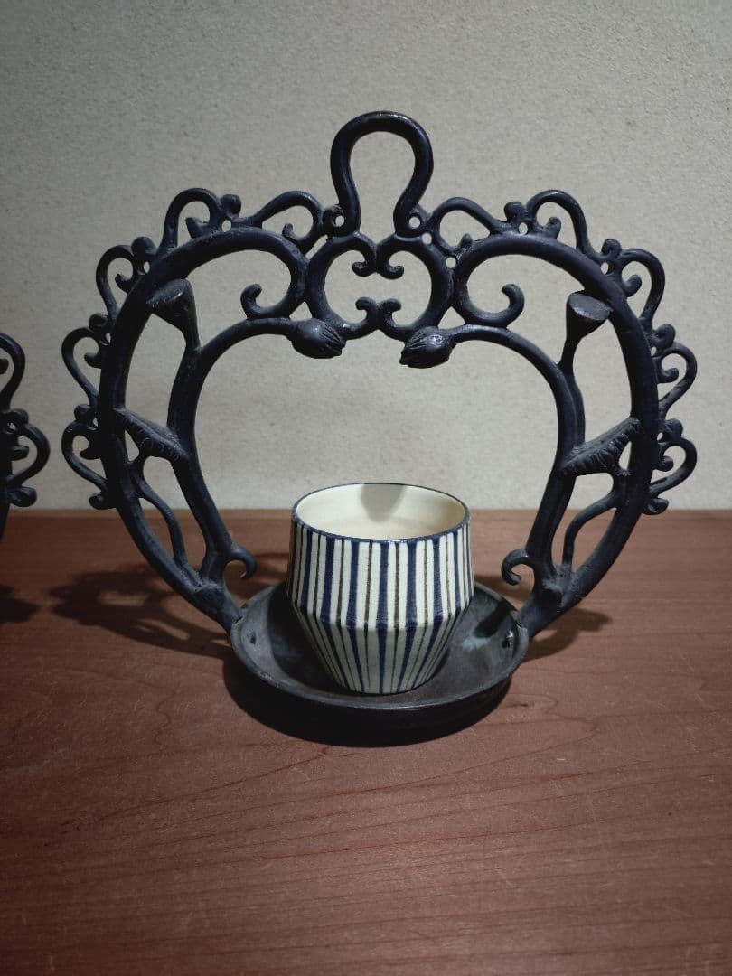 銅製 吊るし 蓮弁紋 灯火器一対 花器 花入れ 古道具 古民具 行燈 行火 灯明