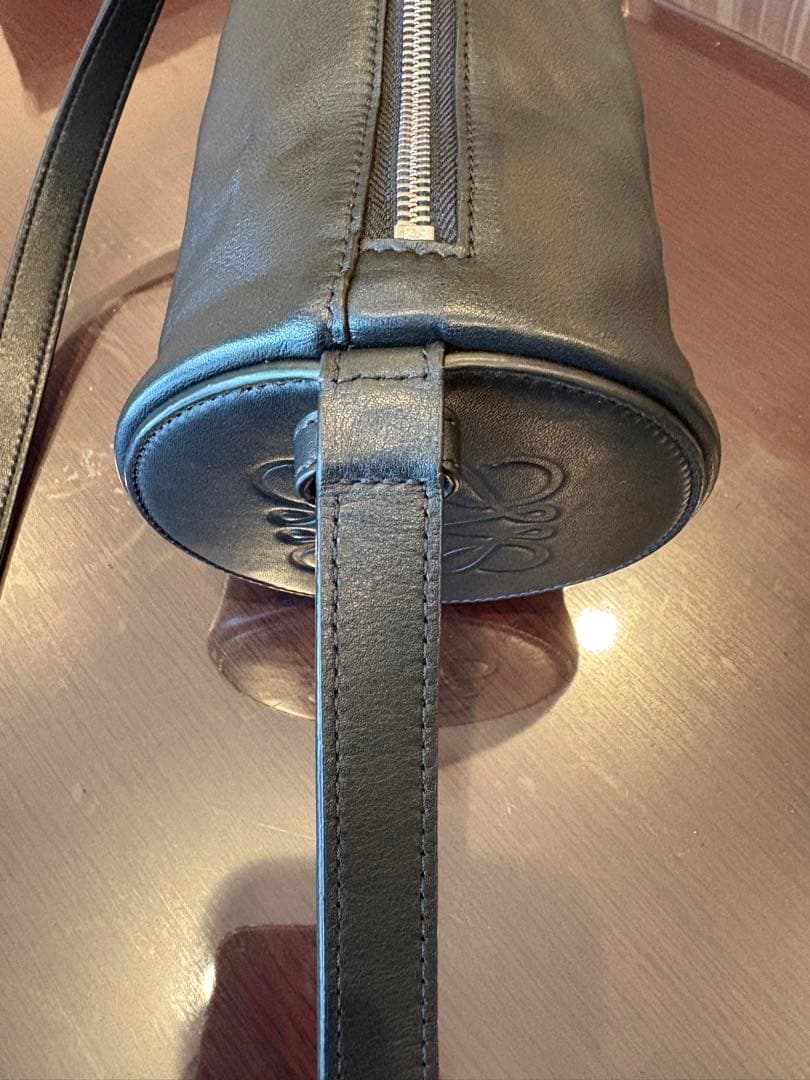 LOEWE レザーショルダーバッグ