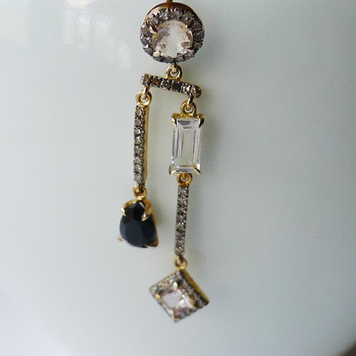 ARTIDA OUD [elafonisi] シャンデリア シングル ピアス