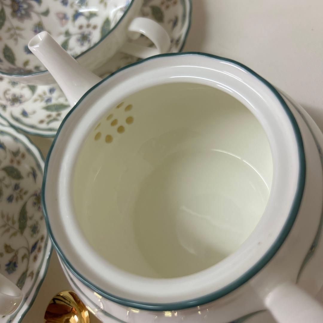 ノリタケ　カリフパレス　ティーセット　ティーカップ＆ソーサー　ポット　スプーン