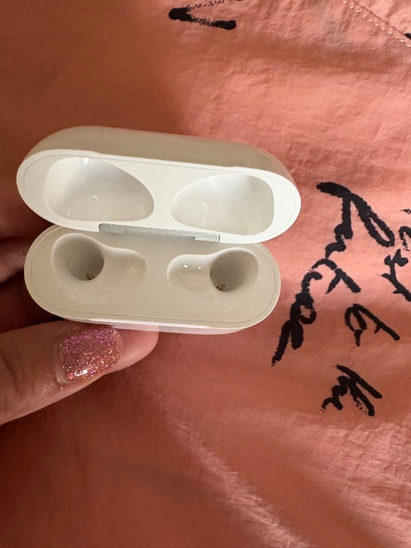 ★値下げしました★AirPods【第三世代】本体 充電ケース付き ホワイト