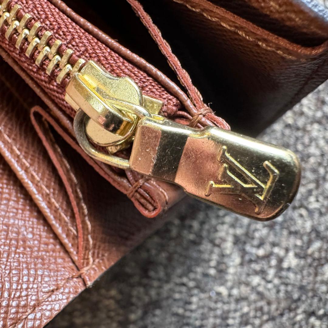 Louis Vuitton ポルトフォイル サラ モノグラム 2つ折り長財布