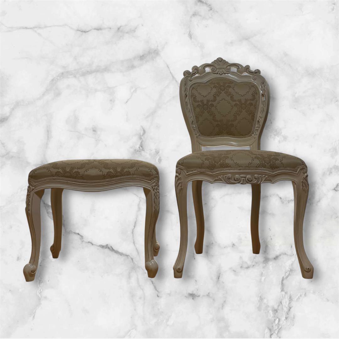 ダリア　バロックスタイル 猫脚　椅子　白　スツールセット