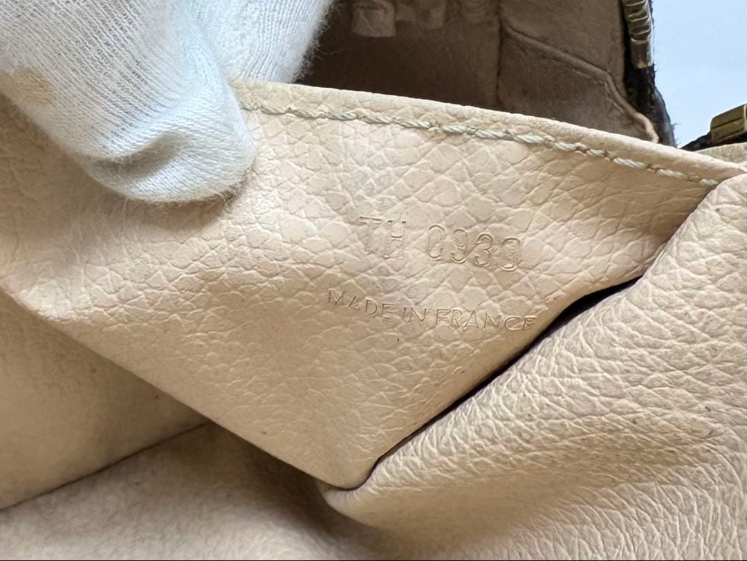 LOUIS VUITTON トゥルーストワレット23 モノグラム ハンドバッグ