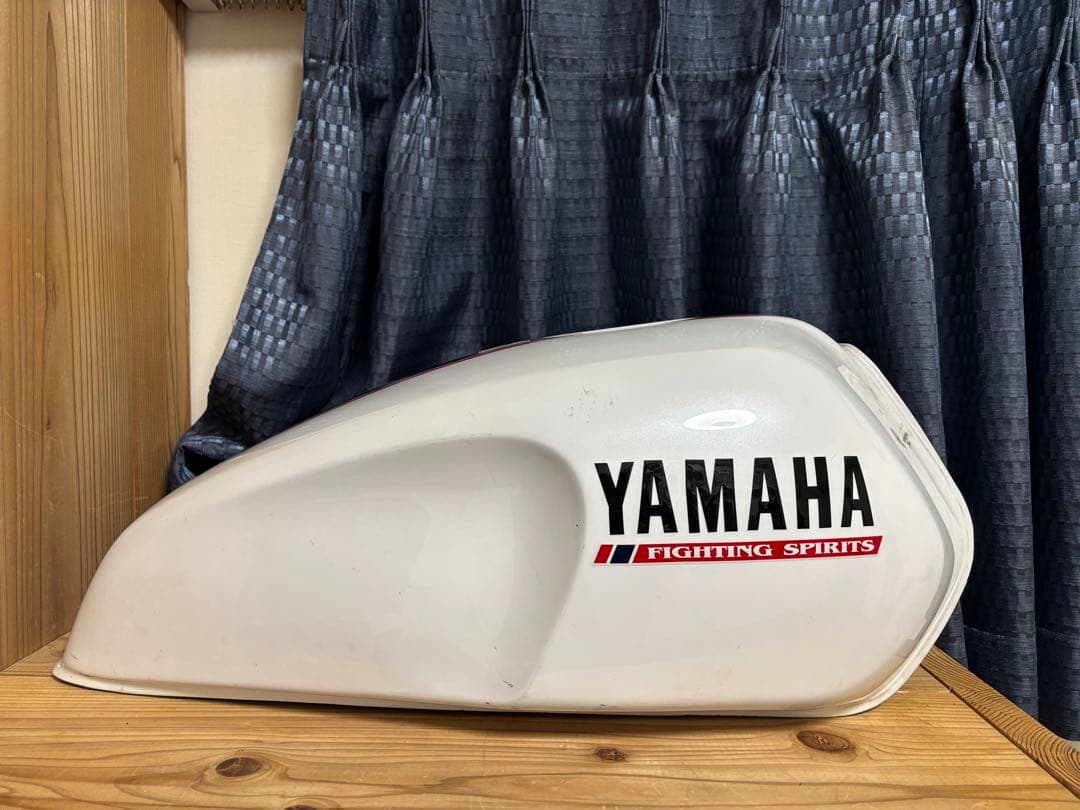 YAMAHA xjr400r 4hm 外装 ホワイト