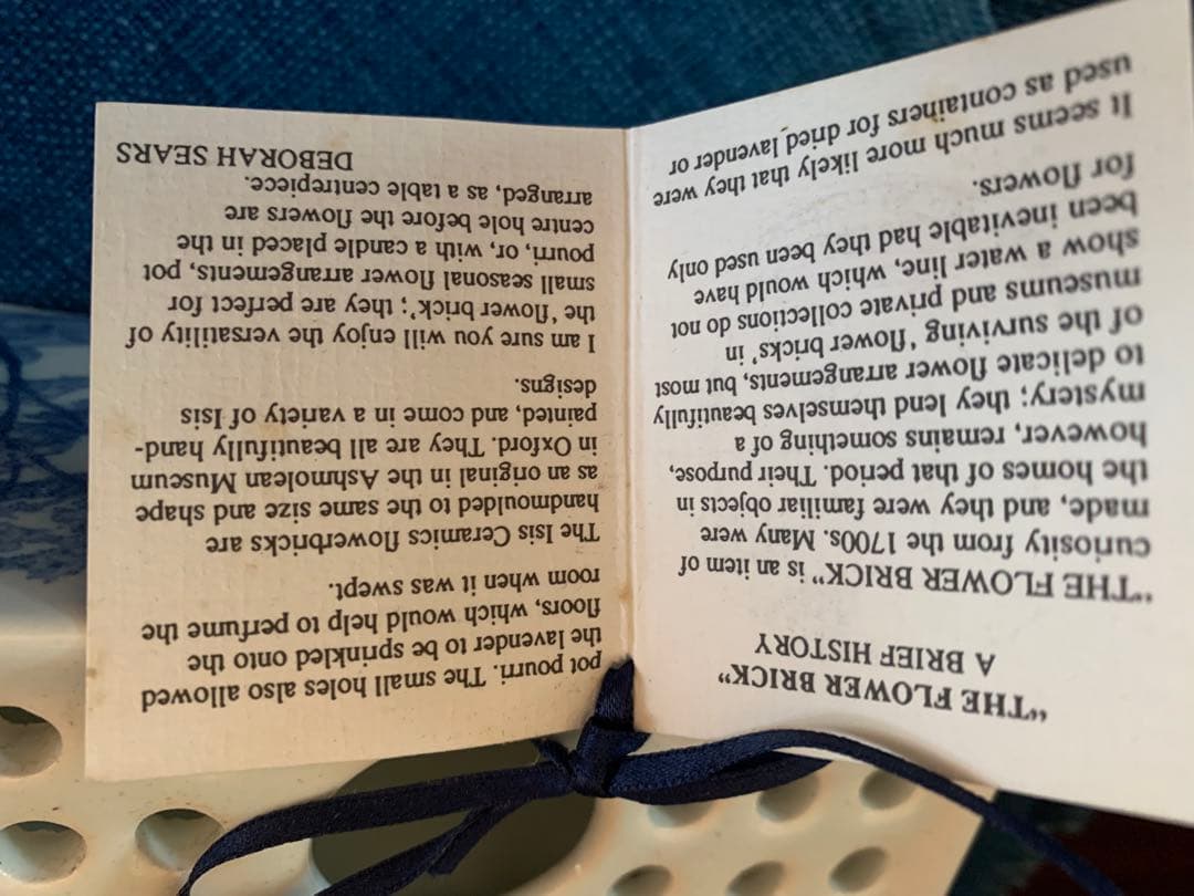 イギリスオックスフォード製デボラ・シアーズ手描きのセラミック花器