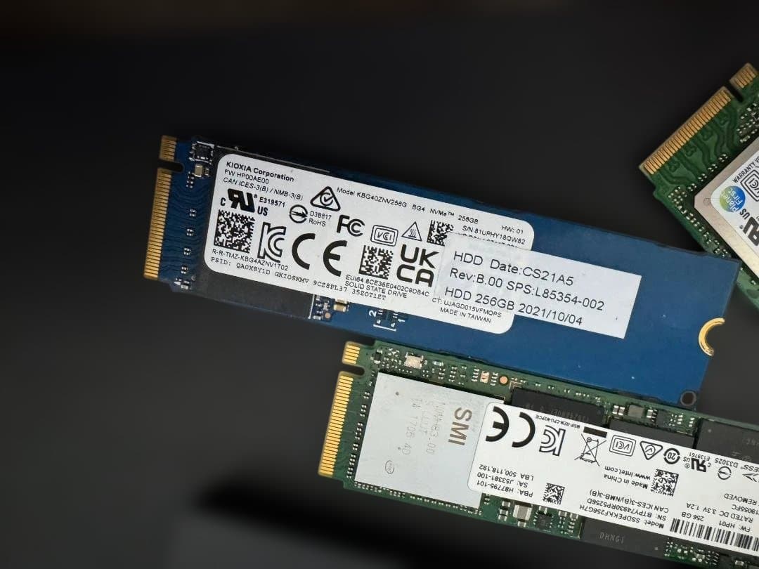 SSDまとめ売り 5点(NVMe512/256GB/SATA 250GB×2)