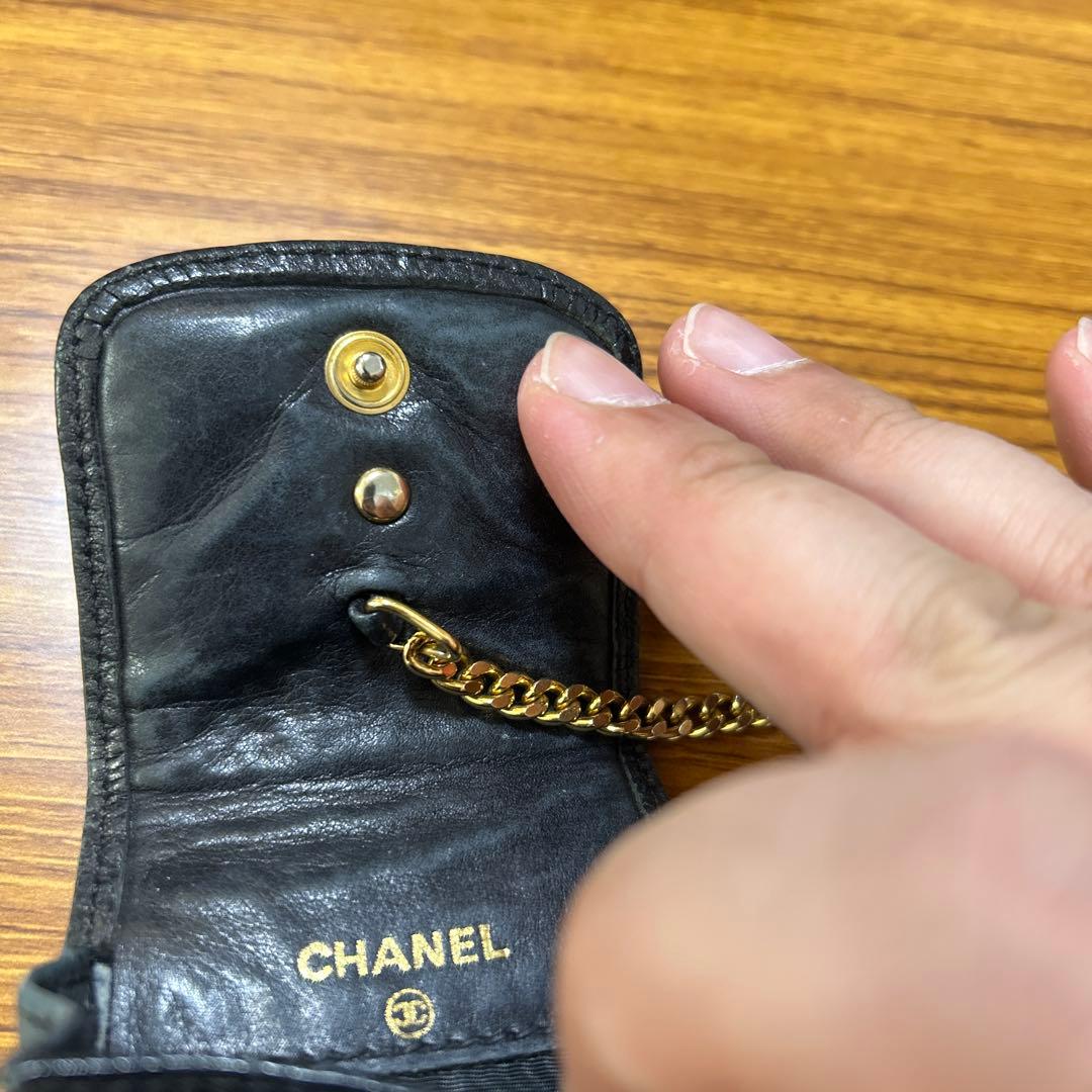 く*き様 CHANEL ブラックレザーポーチ チェーン付き