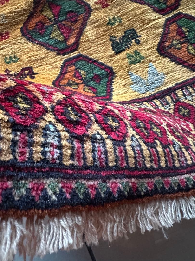 126×74 ヴィンテージラグ　手織ラグ　トライバルラグ