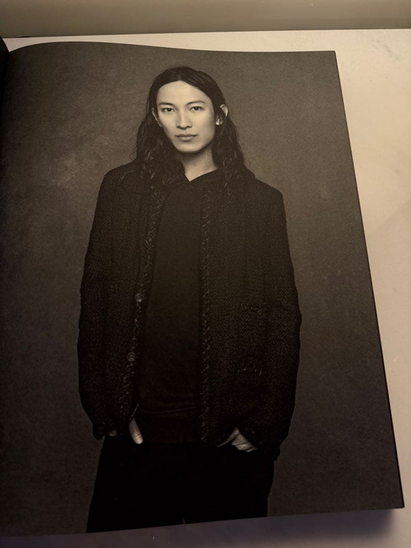 THE LITTLE BLACK JACKET 初版 2012年シャネル 写真集