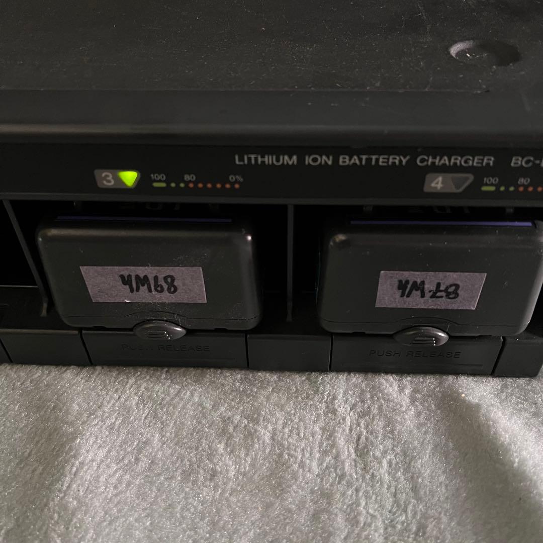 中古品　Sony BC-L500 4本ハイスピード充電器