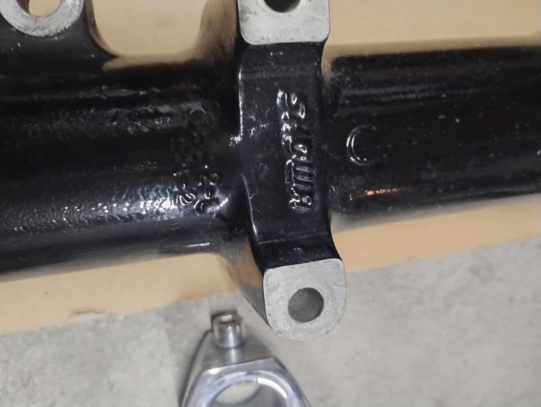 fxdwg トリプルツリー　フォーク　41mm 一式　ハーレー