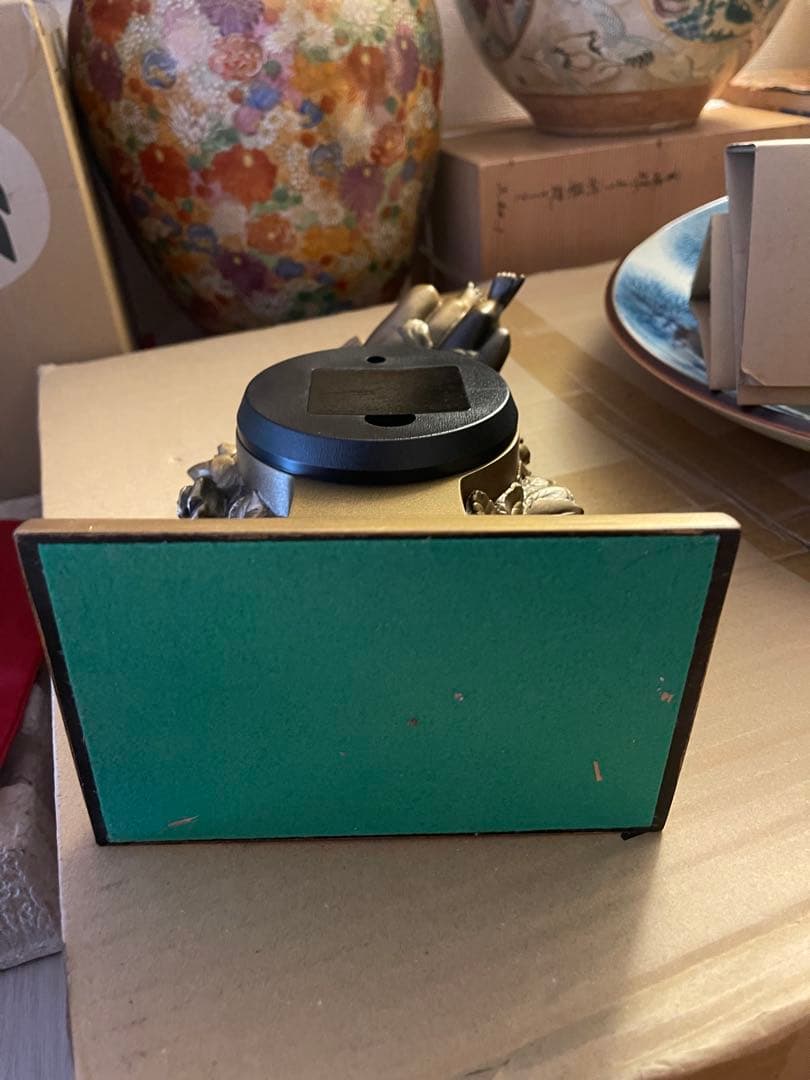 クラシックデザイン 置時計 赤金