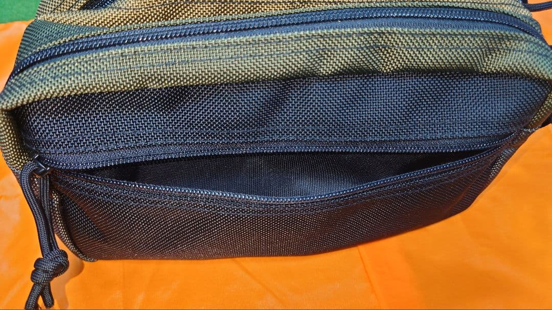 BRIEFING 20周年限定 クレイジーカラーポーチ