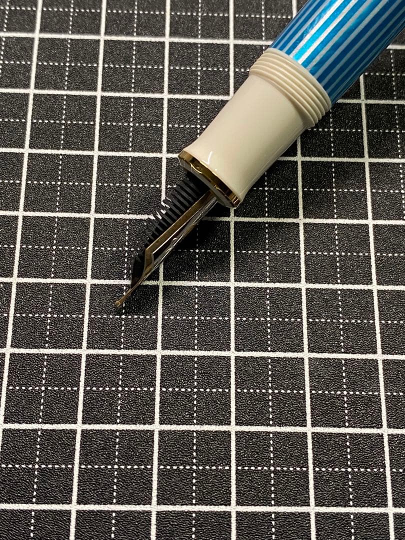 筆記具 Pelikan Souveran M600 Turquoise-white