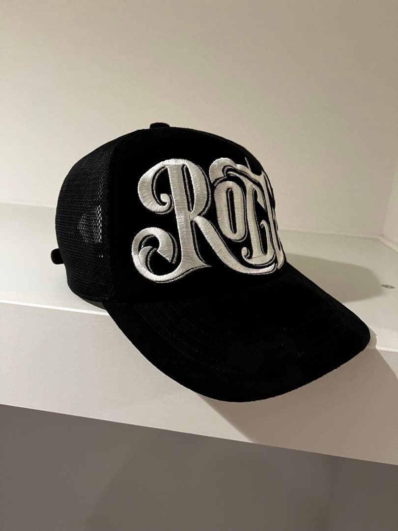 BACKLASH x ROLLコラボ刺繍ロゴ ベースボールメッシュキャップ 黒