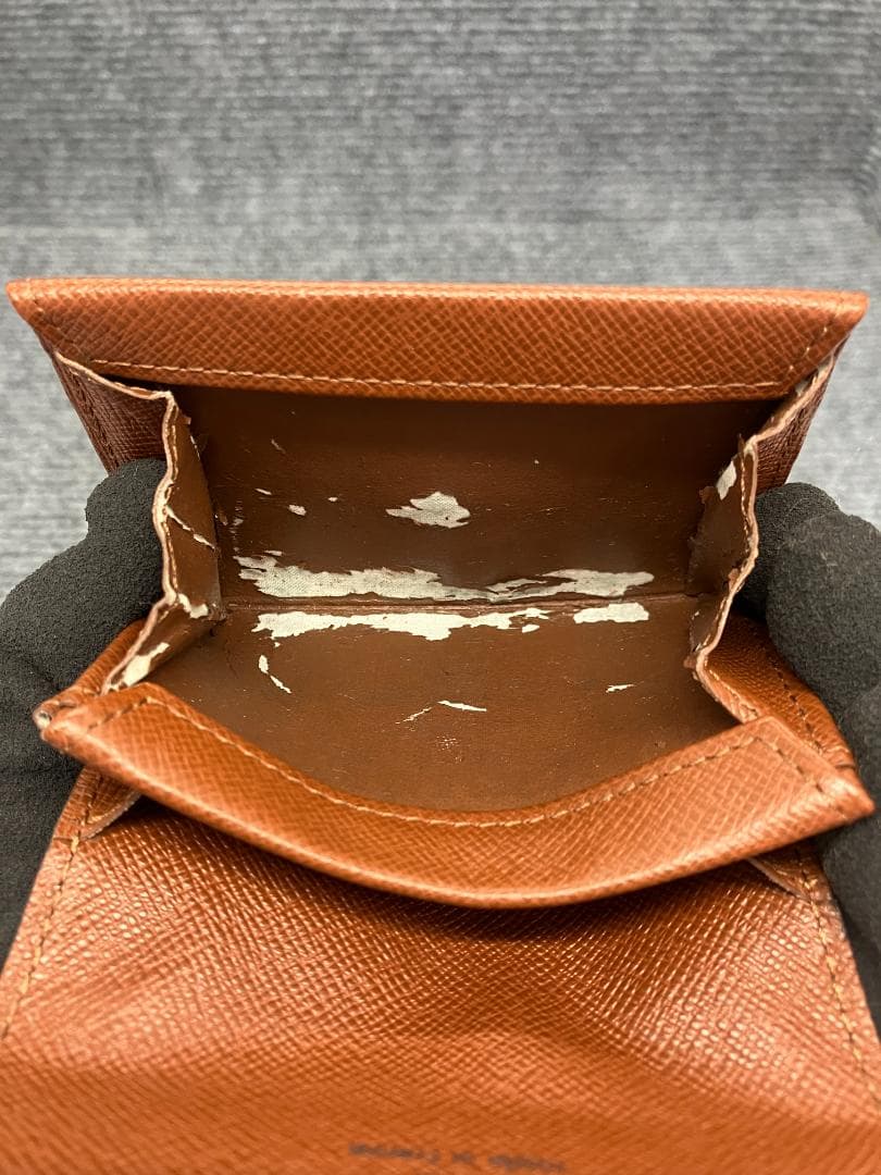 LOUIS VUITTON　ケース　モネプラ　モノグラム　242