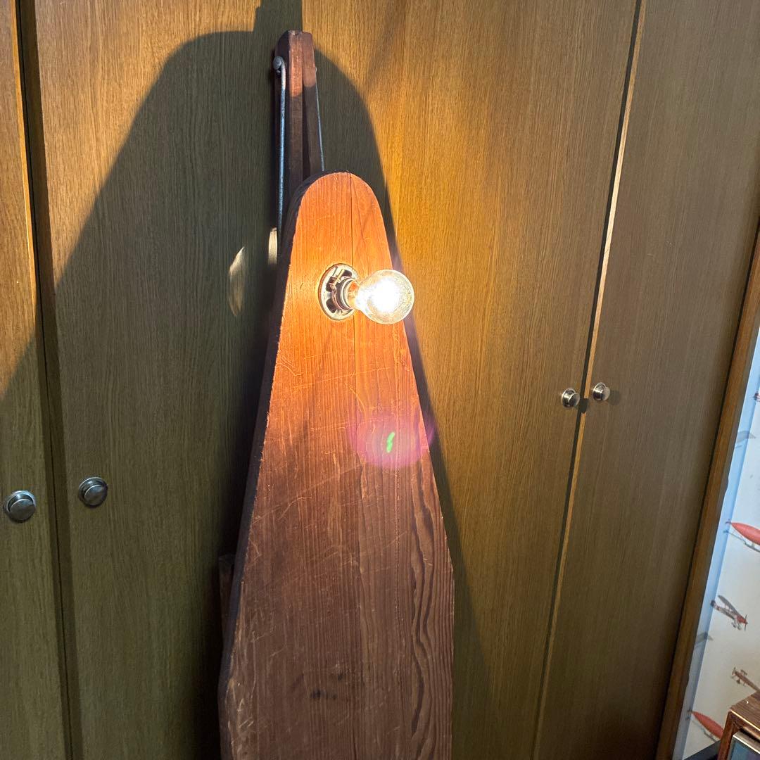 ヴィンテージ 折りたたみ　アイロン台 ウッド　木製　アンティーク 照明付　ライト