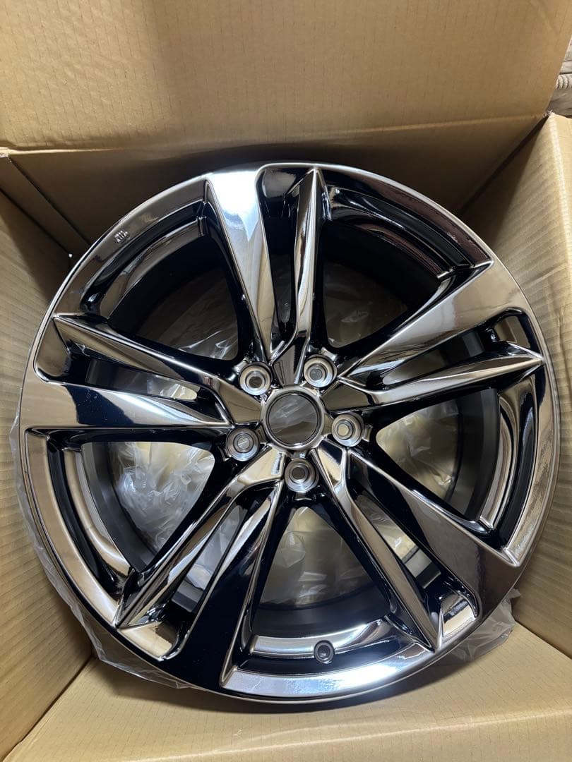 Nissan 19インチ ブラッククロームホイール v37SKYLINE