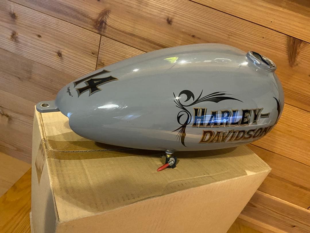 ダイナ　ハーレー　ピーナツタンク