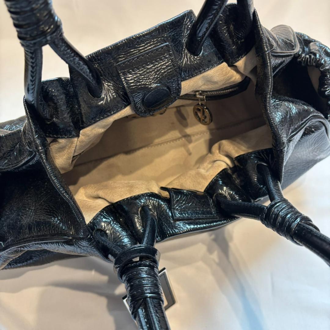 【希少】ジョルジオ アルマーニ　パテントレザー　ハンドバッグ　ロゴプレート