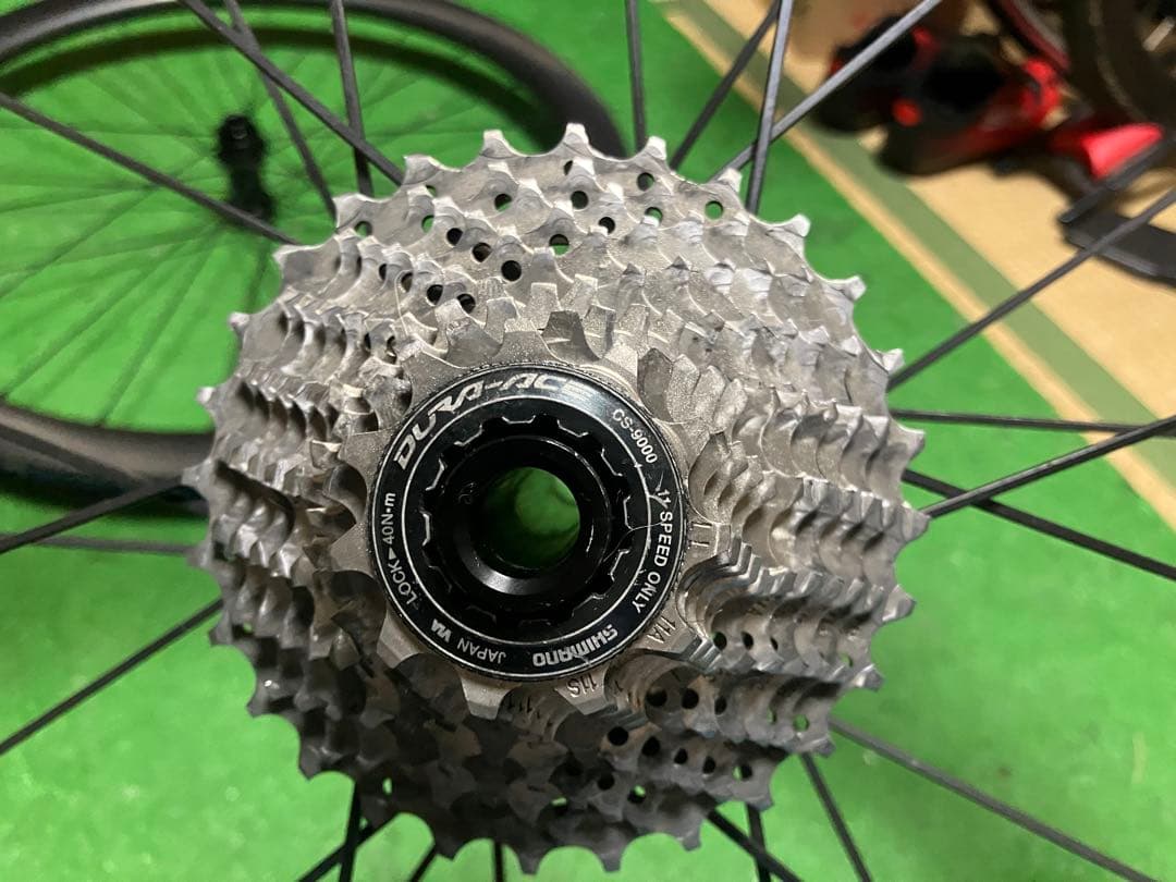 ト*缶様 RYET 完組ホイール カーボンホイール