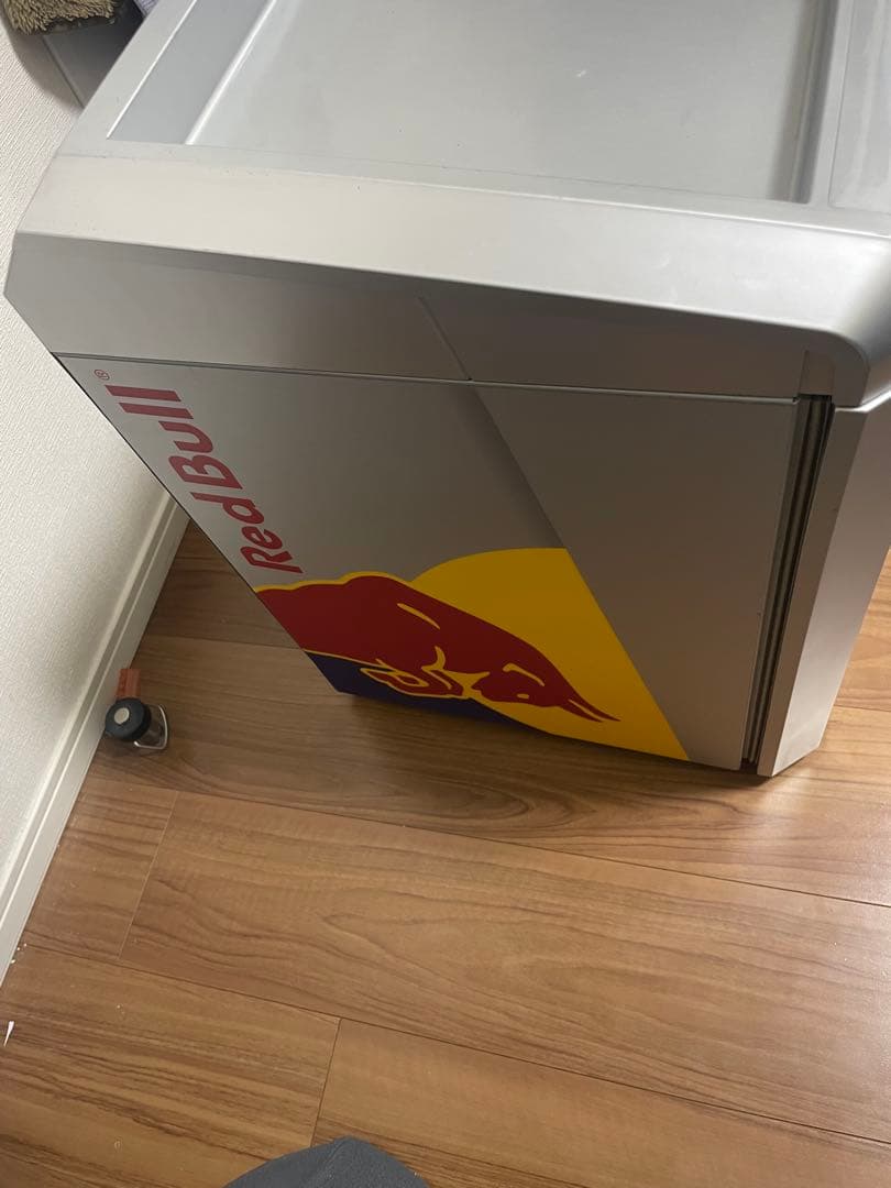 Red Bull 冷蔵庫 コンパクト ガラス扉　非売品 説明書付