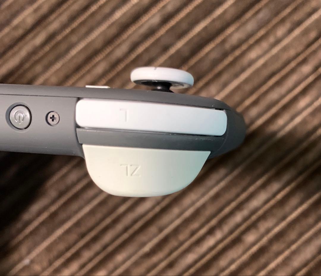 ニンテンドースイッチ　ライト　グレー　新品同様