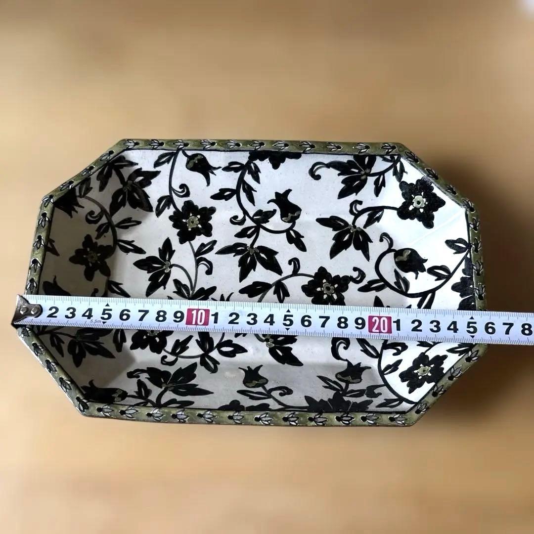 ヒヅミ峠舎　隅切角皿　プレート